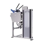 Coordinated abdominal crunch movement on a Hammer Force Pro abdominal crunch machine